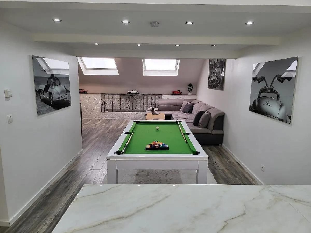布鲁塞尔Duplex Elegant Situe A 1Min De La Gare Du Nord公寓